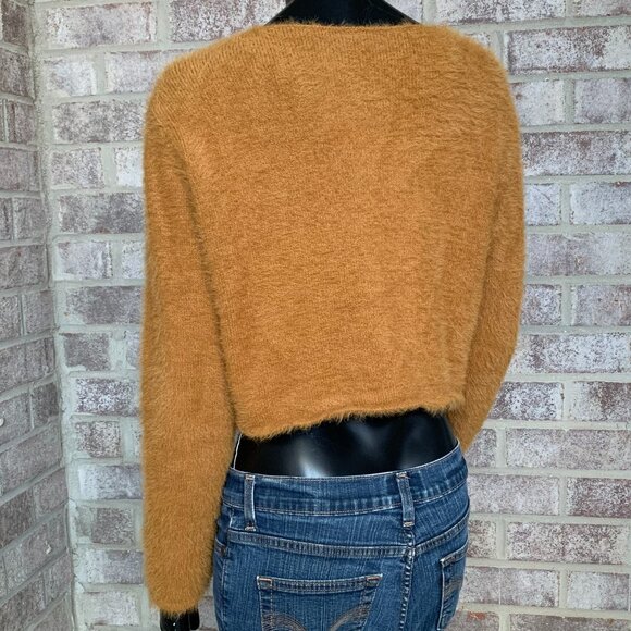 Pilcro By Anthropologie Fuzzy Long Sleeve Cropped Sweater Sz SP - Picture 3 of 10